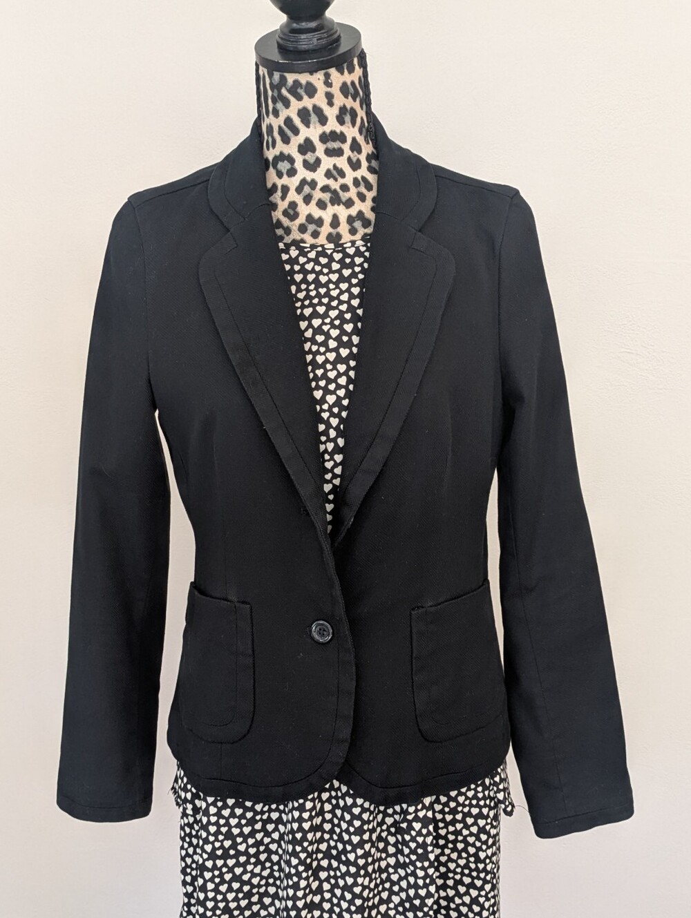 Banana Republic black cotton blend blazer